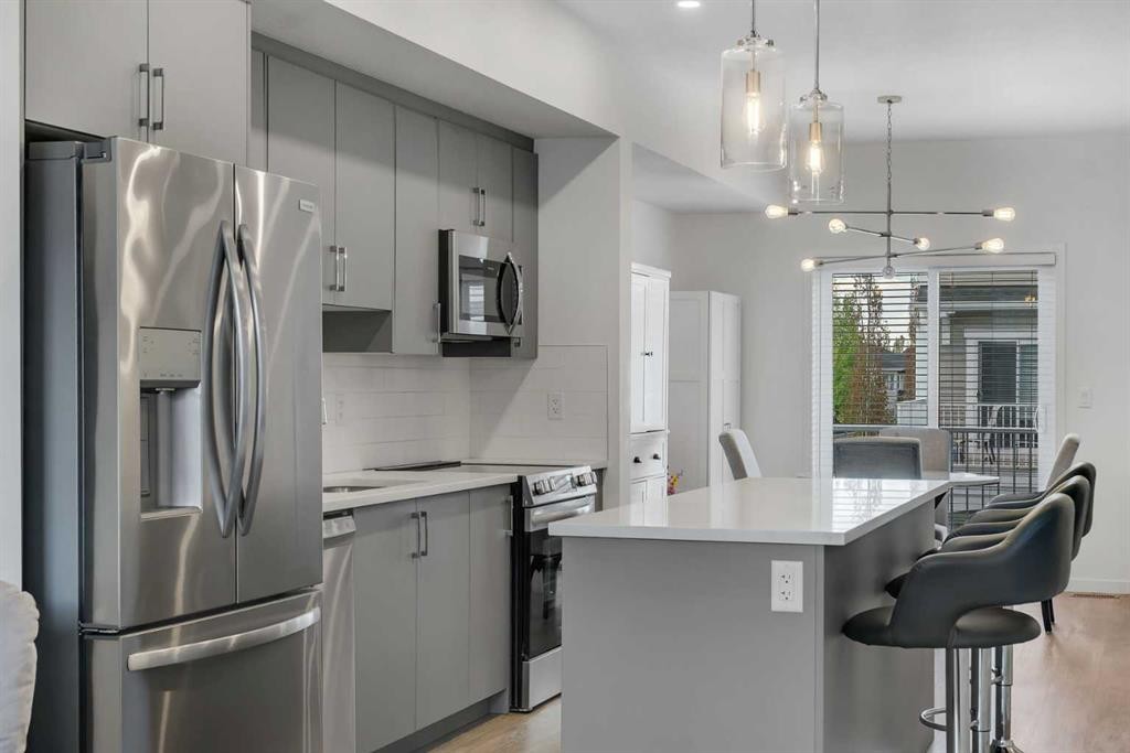 554 Copperstone Manor Se, Calgary, AB - Indoor Photo Showing Kitchen With Stainless Steel Kitchen With Upgraded Kitchen