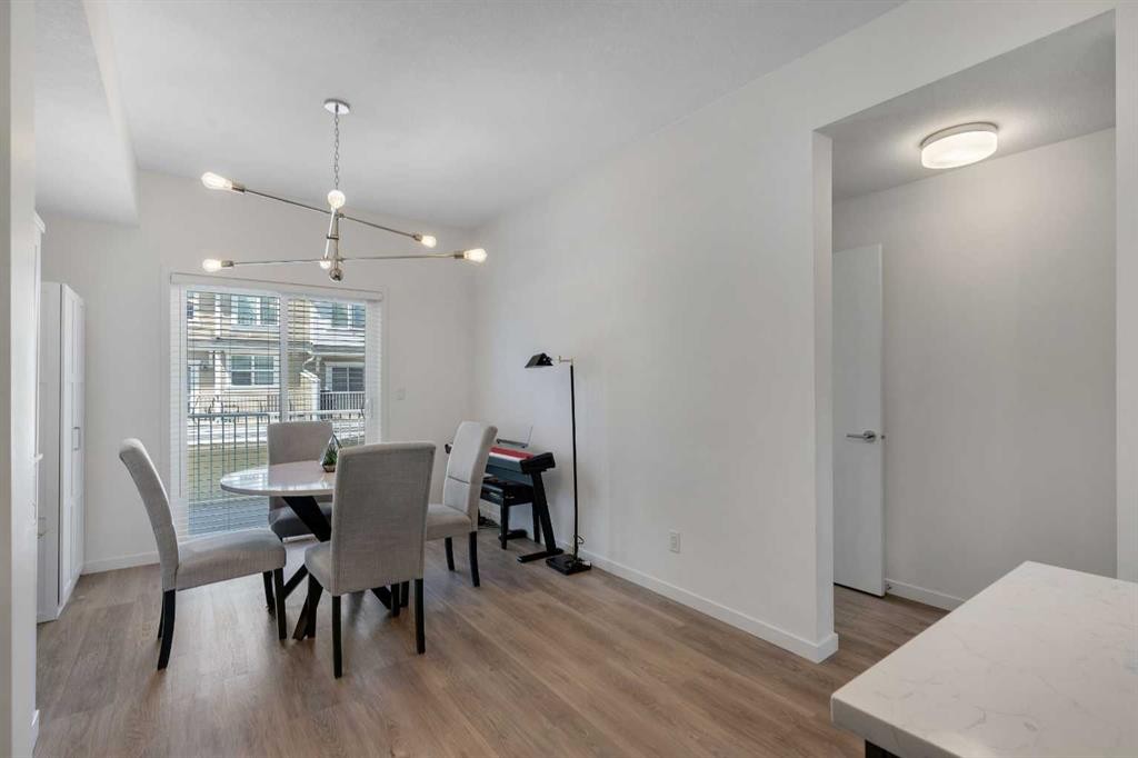 554 Copperstone Manor Se, Calgary, AB - Indoor Photo Showing Dining Room