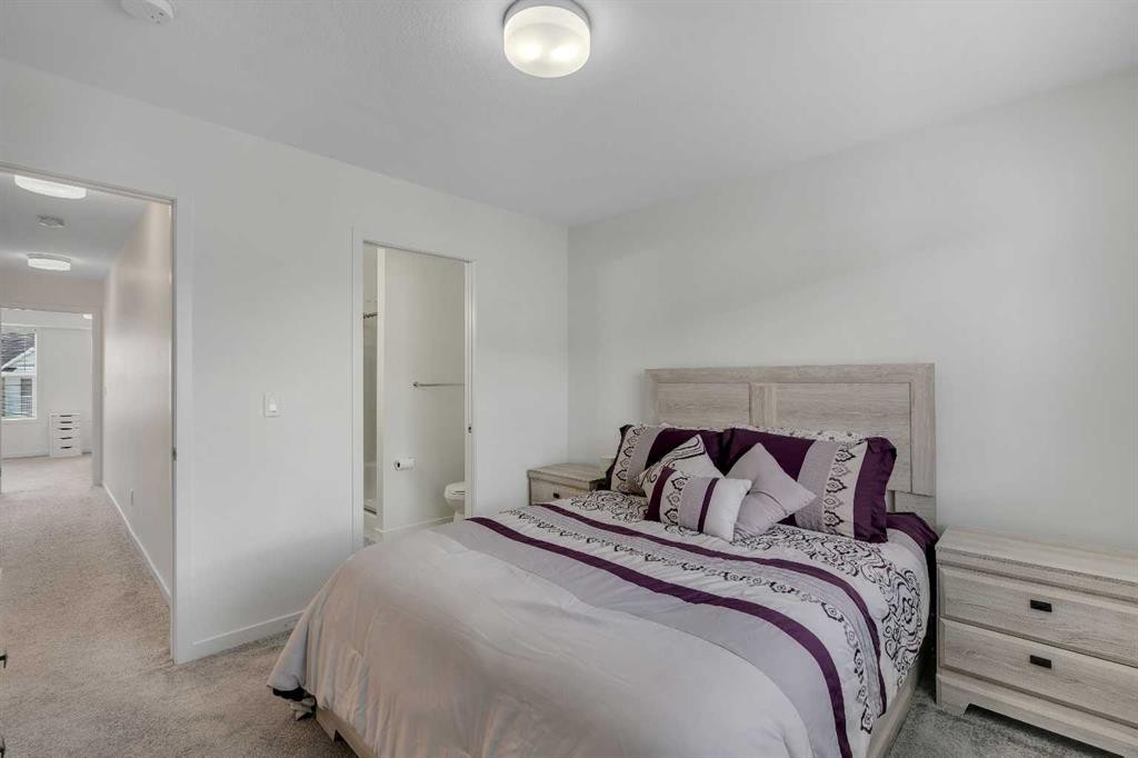 554 Copperstone Manor Se, Calgary, AB - Indoor Photo Showing Bedroom