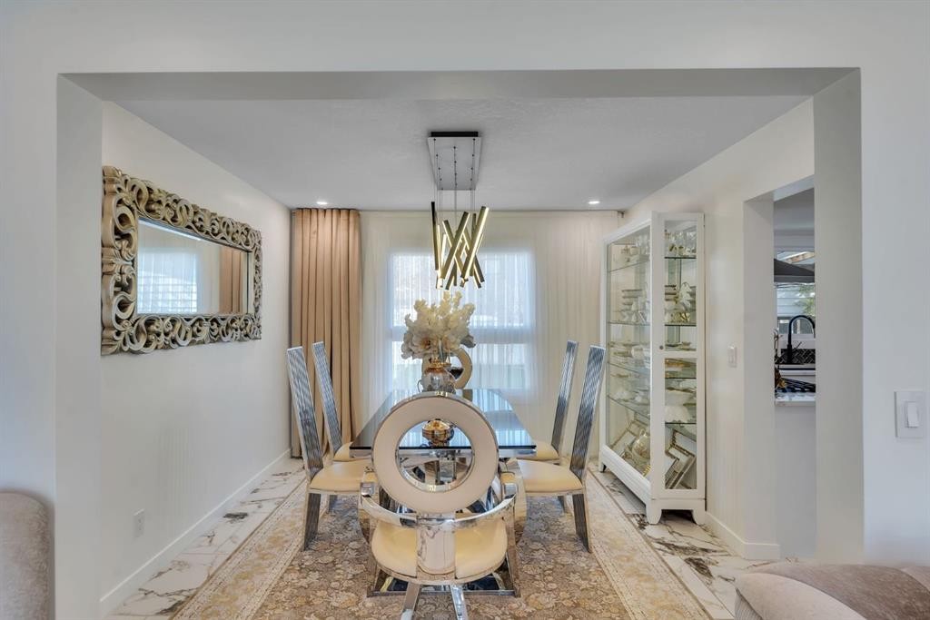 316 Templeton Circle Ne, Calgary, AB - Indoor