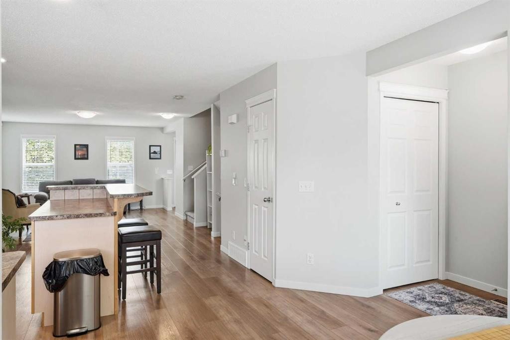 29 Copperfield Heath Se, Calgary, AB - Indoor