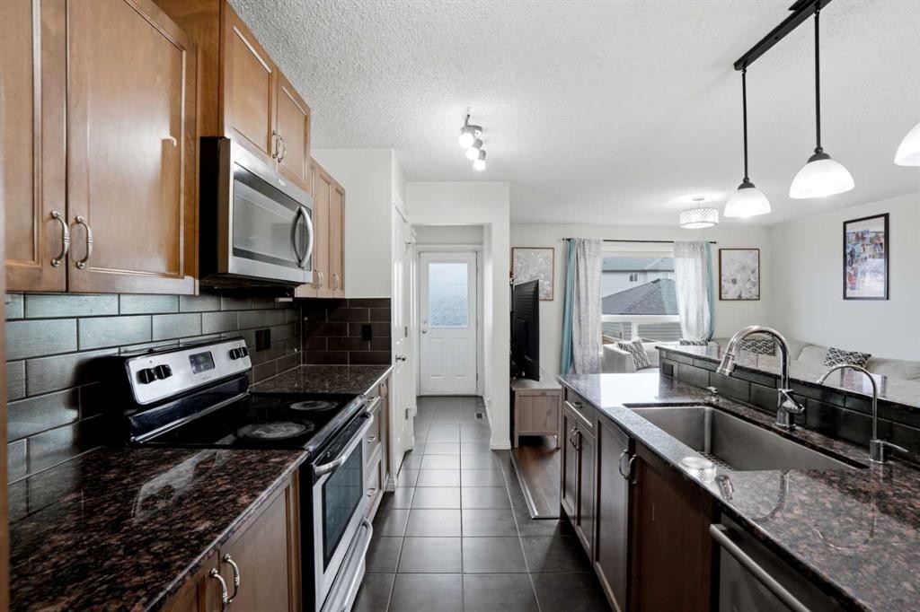 31 Skyview Ranch Lane Ne, Calgary, AB - Indoor Photo Showing Kitchen With Upgraded Kitchen