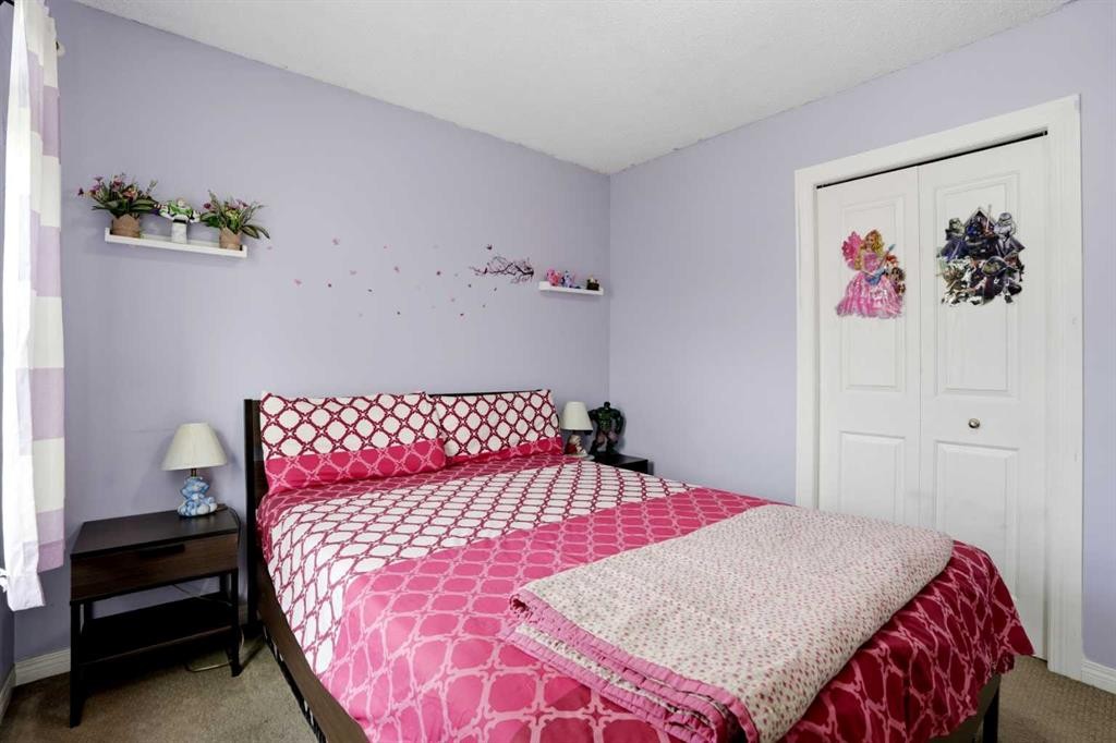 31 Skyview Ranch Lane Ne, Calgary, AB - Indoor Photo Showing Bedroom