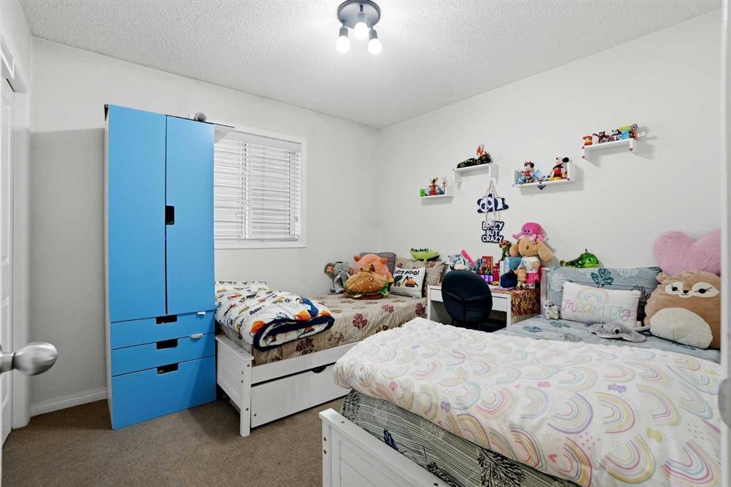 31 Skyview Ranch Lane Ne, Calgary, AB - Indoor Photo Showing Bedroom
