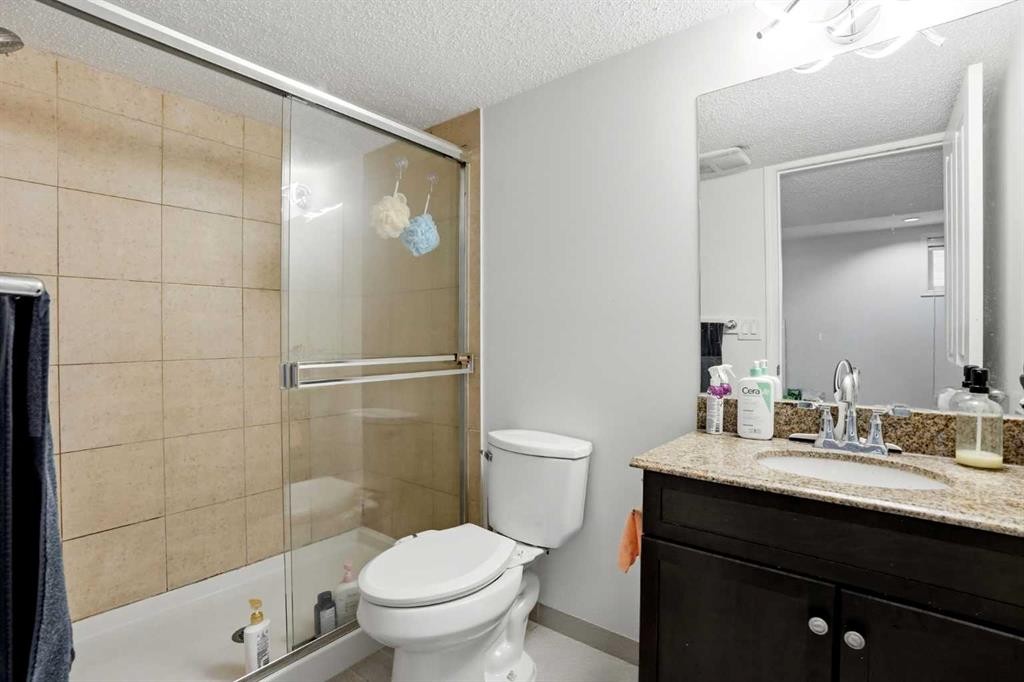 31 Skyview Ranch Lane Ne, Calgary, AB - Indoor Photo Showing Bathroom