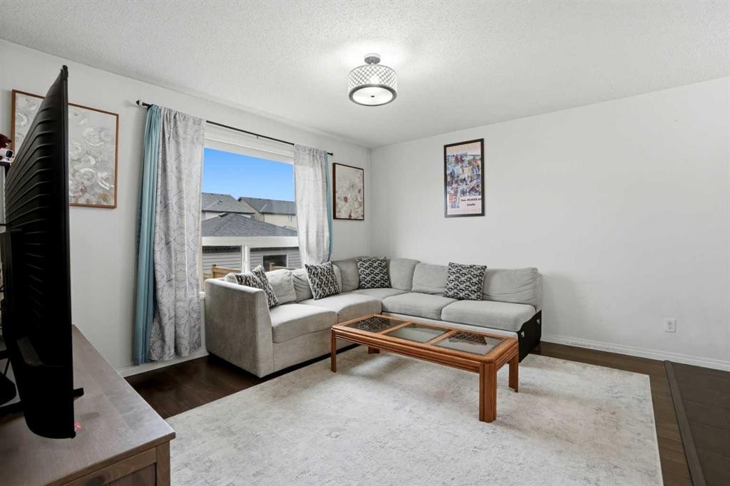 31 Skyview Ranch Lane Ne, Calgary, AB - Indoor Photo Showing Living Room