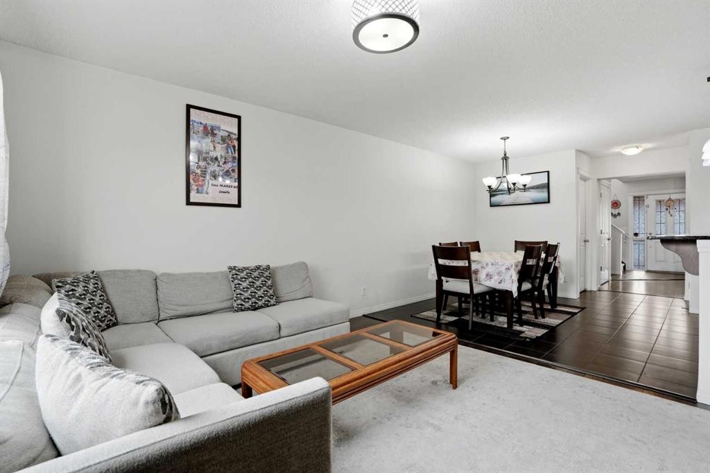 31 Skyview Ranch Lane Ne, Calgary, AB - Indoor Photo Showing Living Room