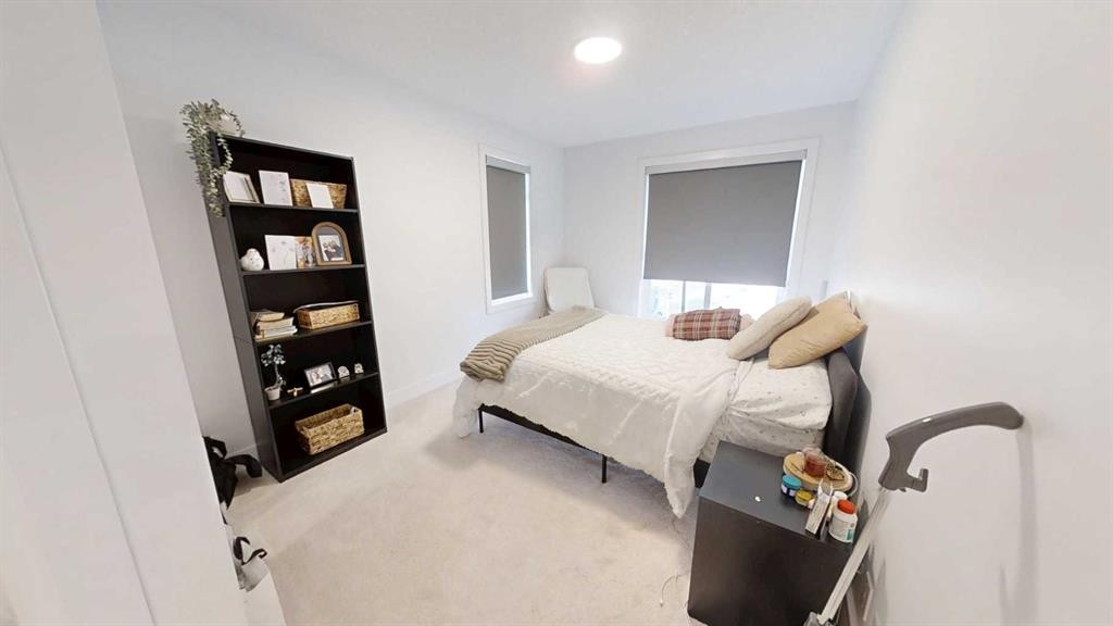 19637 48 Street Se, Calgary, AB - Indoor Photo Showing Bedroom