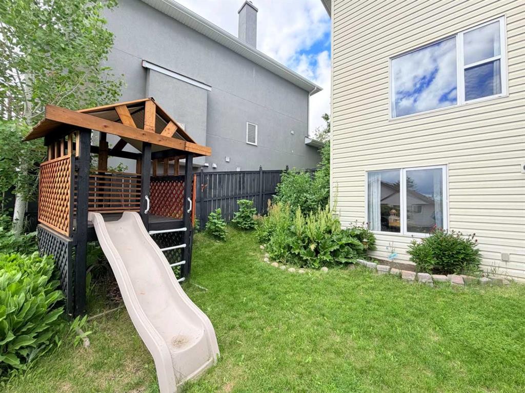 132 Somercrest Close Sw, Calgary, AB