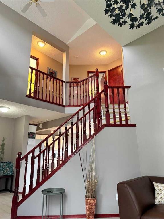 132 Somercrest Close Sw, Calgary, AB