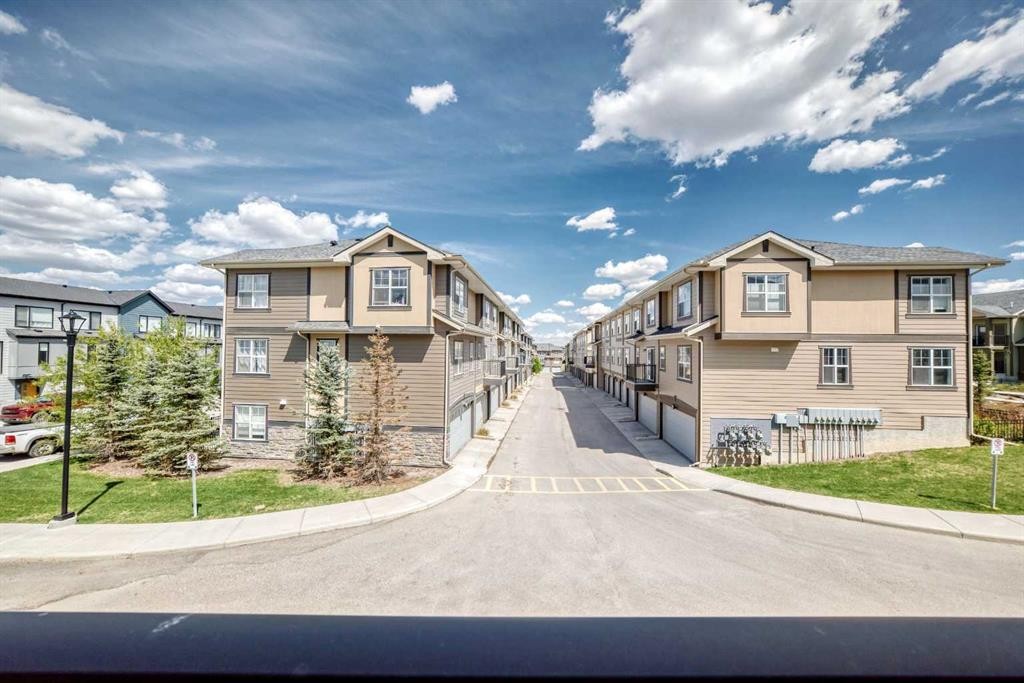 551 Evanston Link Nw, Calgary, AB - Outdoor With Facade
