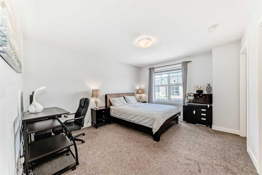 551 Evanston Link Nw, Calgary, AB - Indoor Photo Showing Bedroom