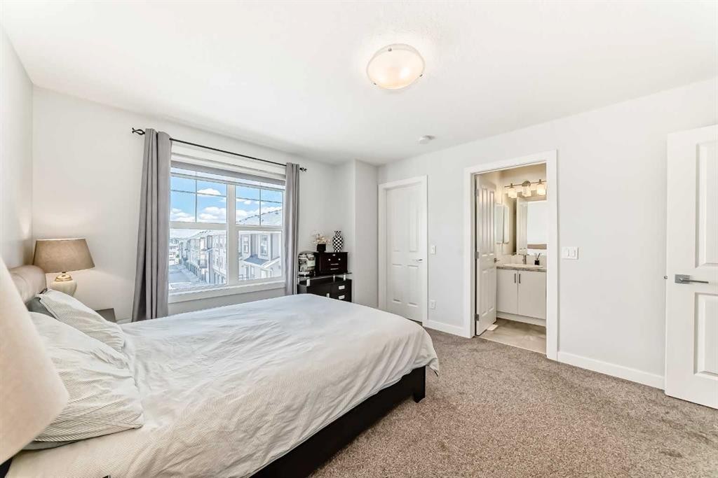 551 Evanston Link Nw, Calgary, AB - Indoor Photo Showing Bedroom