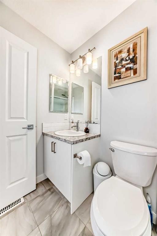 551 Evanston Link Nw, Calgary, AB - Indoor Photo Showing Bathroom
