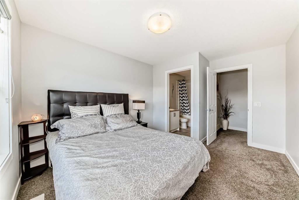 551 Evanston Link Nw, Calgary, AB - Indoor Photo Showing Bedroom