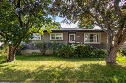 2816 24 Street NWCalgary, AB T2M 3Z3