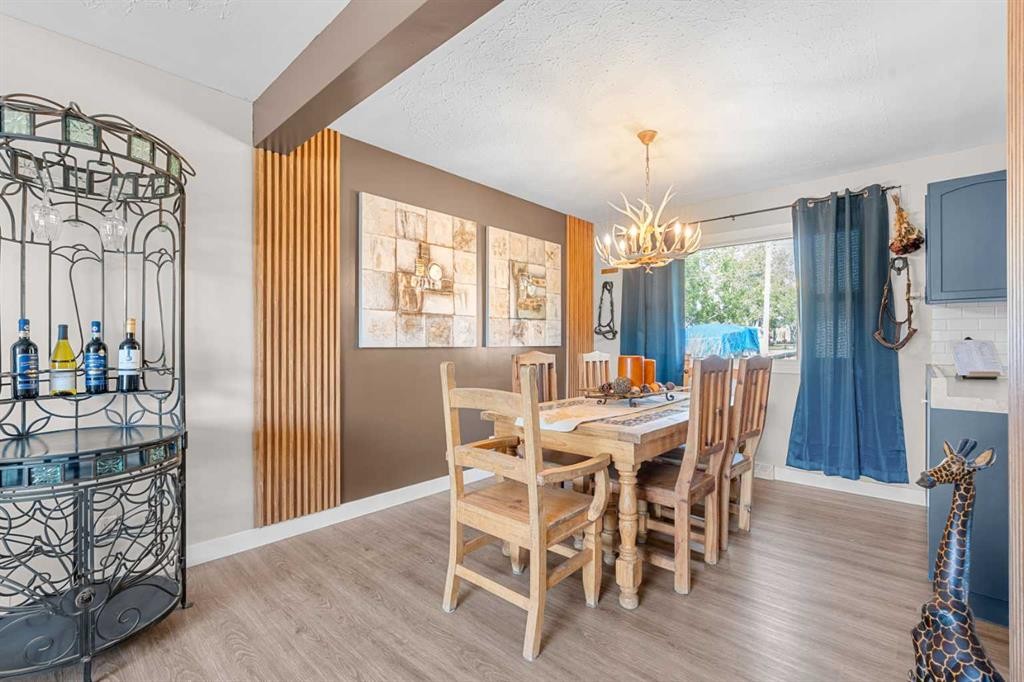 518B Highwood, Longview, AB - Indoor Photo Showing Dining Room