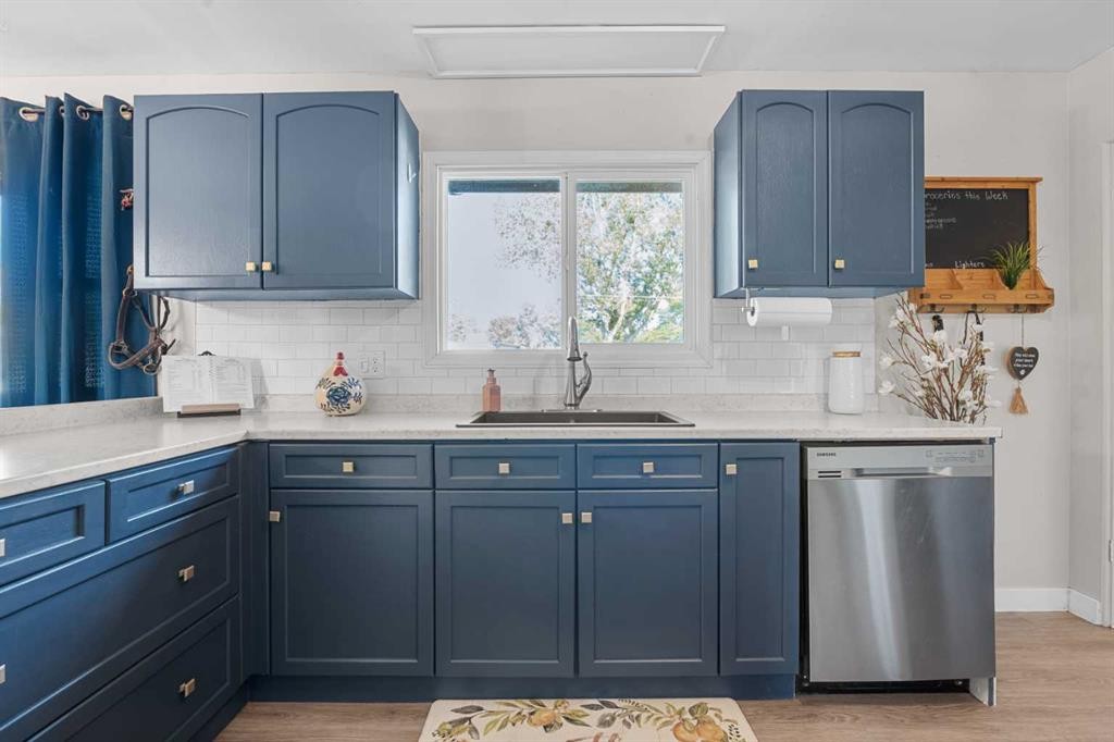 518B Highwood, Longview, AB - Indoor Photo Showing Kitchen
