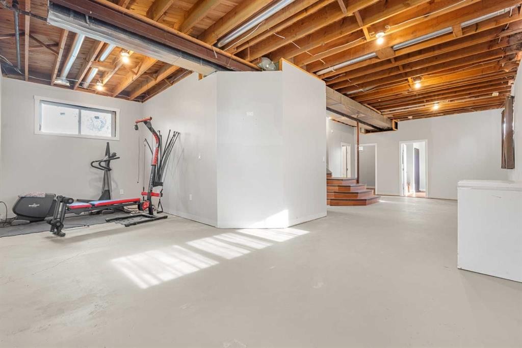 518B Highwood, Longview, AB - Indoor Photo Showing Basement