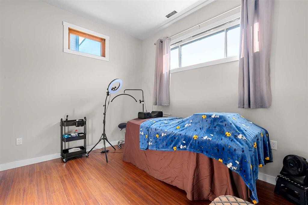 518B Highwood, Longview, AB - Indoor Photo Showing Bedroom