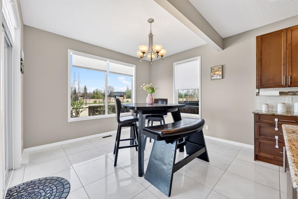 71 Walden Manor Se, Calgary, AB - Indoor Photo Showing Dining Room