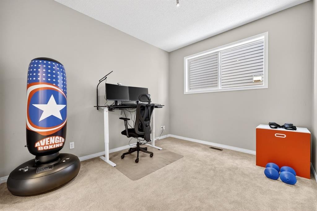 71 Walden Manor Se, Calgary, AB - Indoor