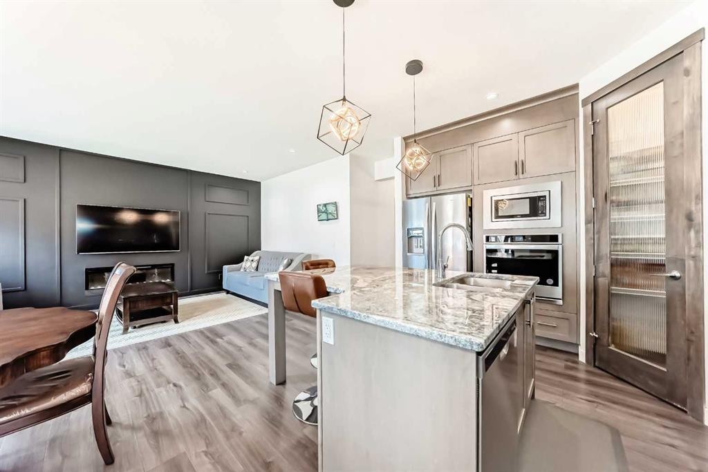 65 Saddlestone Green Ne, Calgary, AB - Indoor Photo Showing Kitchen With Upgraded Kitchen