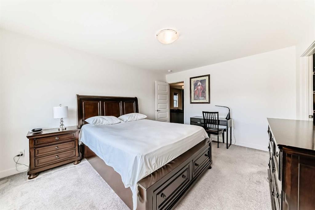 65 Saddlestone Green Ne, Calgary, AB - Indoor Photo Showing Bedroom