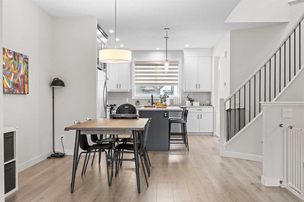 72 Seton Villas Se, Calgary, AB - Indoor Photo Showing Dining Room