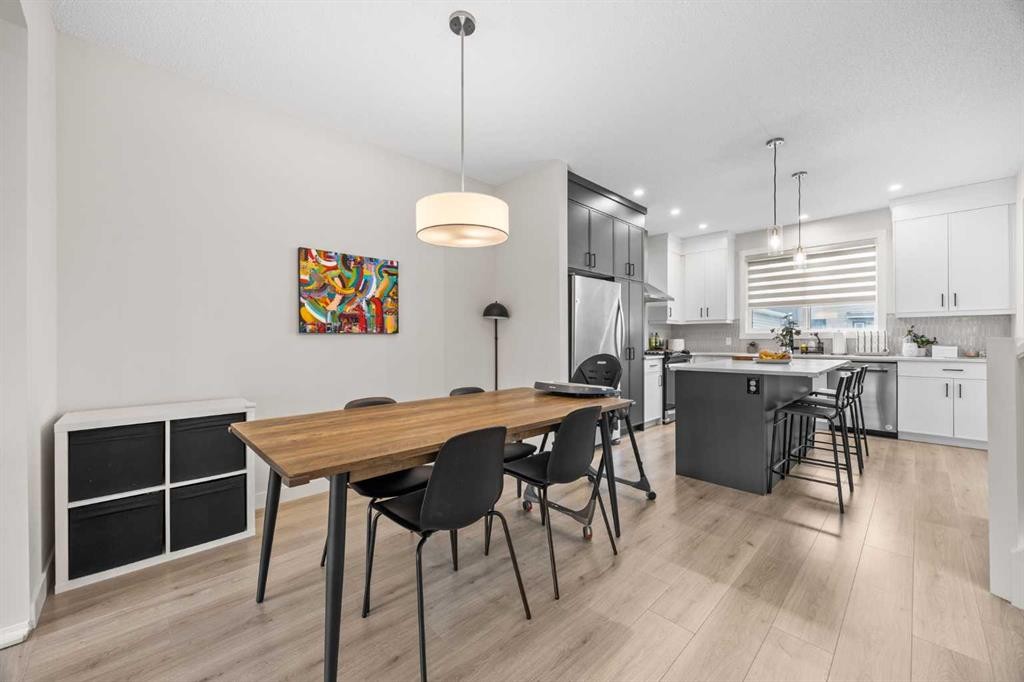 72 Seton Villas Se, Calgary, AB - Indoor