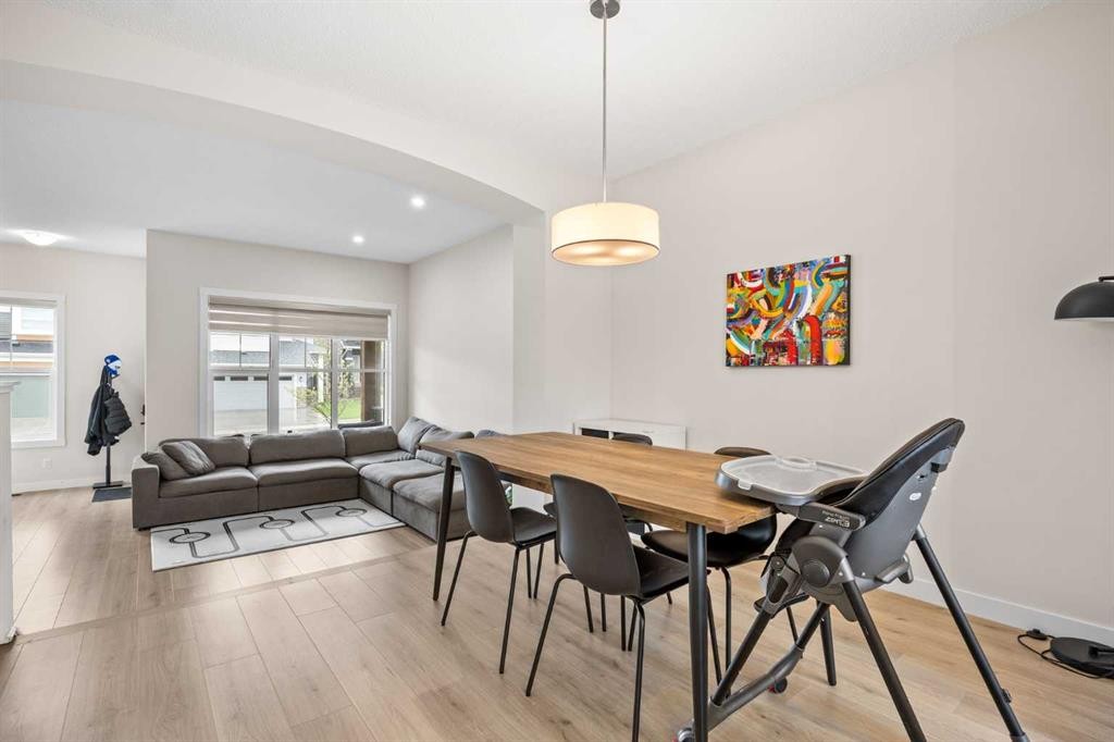 72 Seton Villas Se, Calgary, AB - Indoor