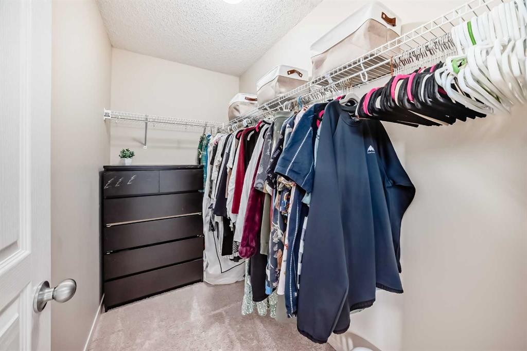199 River Heights Green, Cochrane, AB - Indoor With Storage