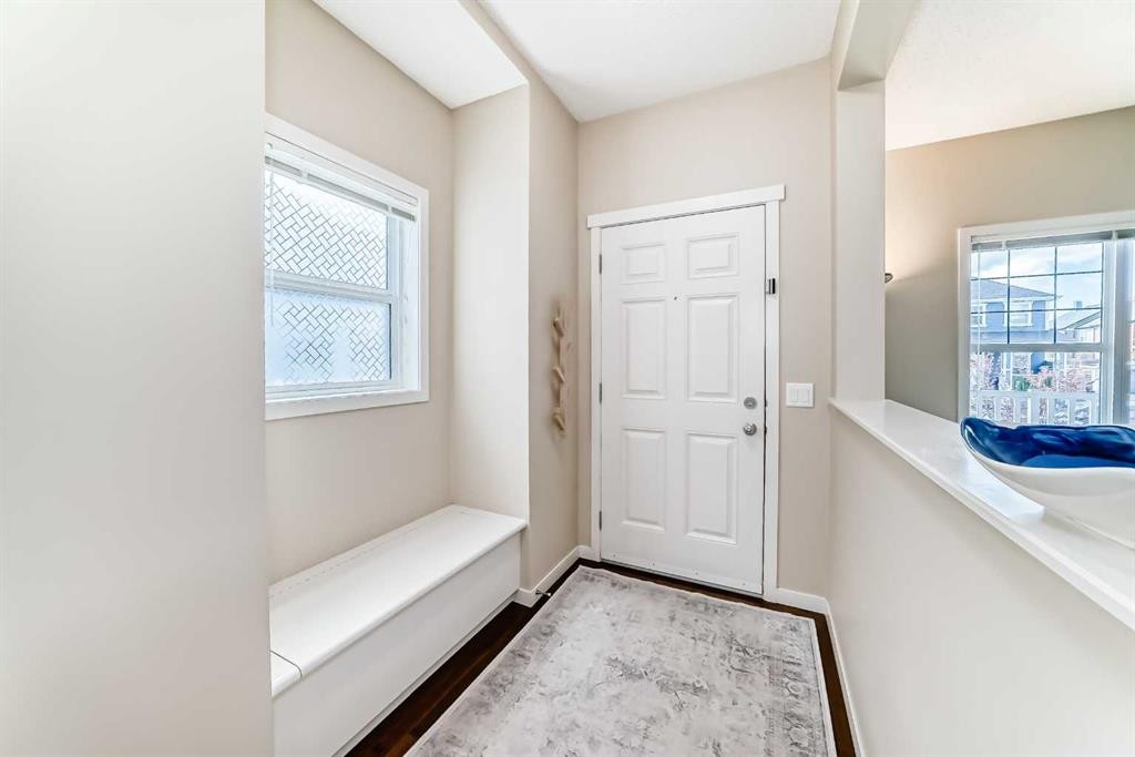 199 River Heights Green, Cochrane, AB - Indoor Photo Showing Other Room