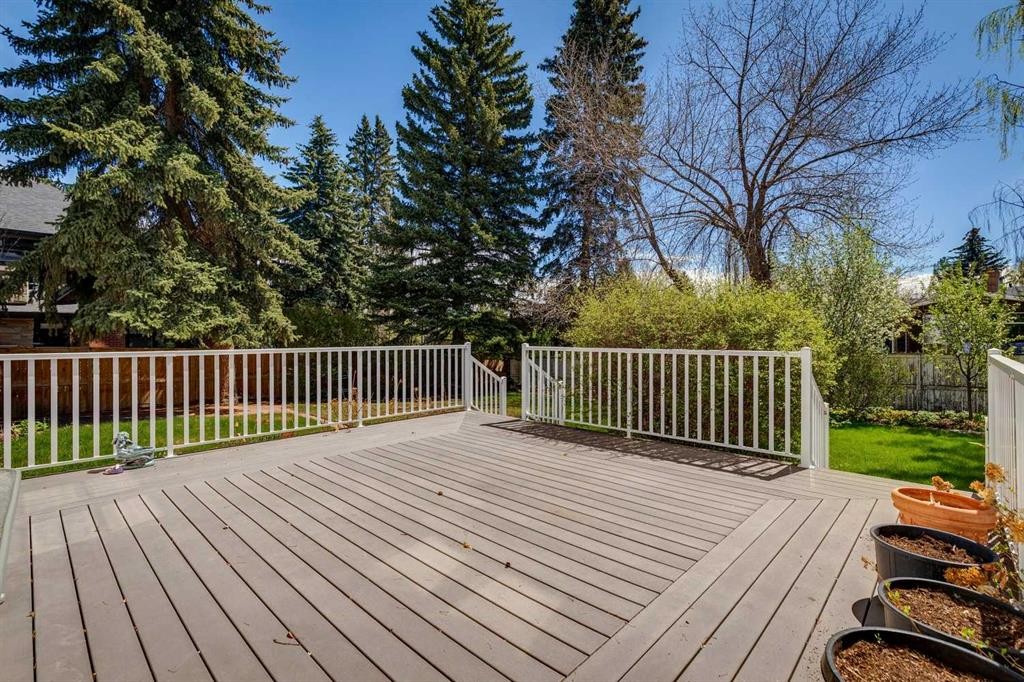 1207 Baldwin Crescent Sw, Calgary, AB - Outdoor With Deck Patio Veranda