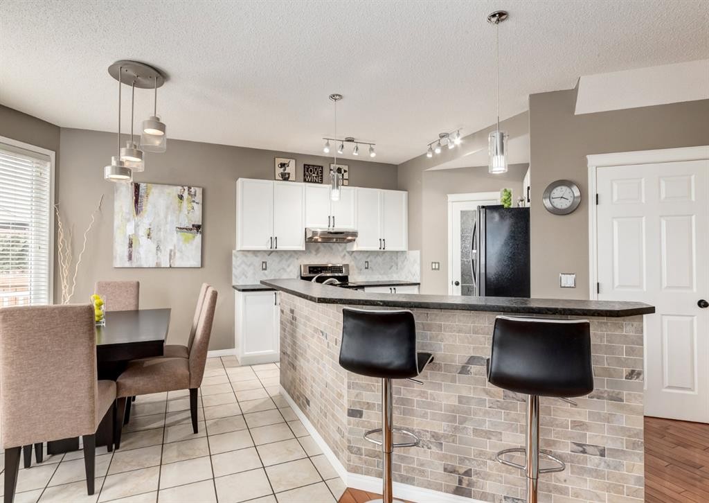 124 Copperfield Green Se, Calgary, AB - Indoor