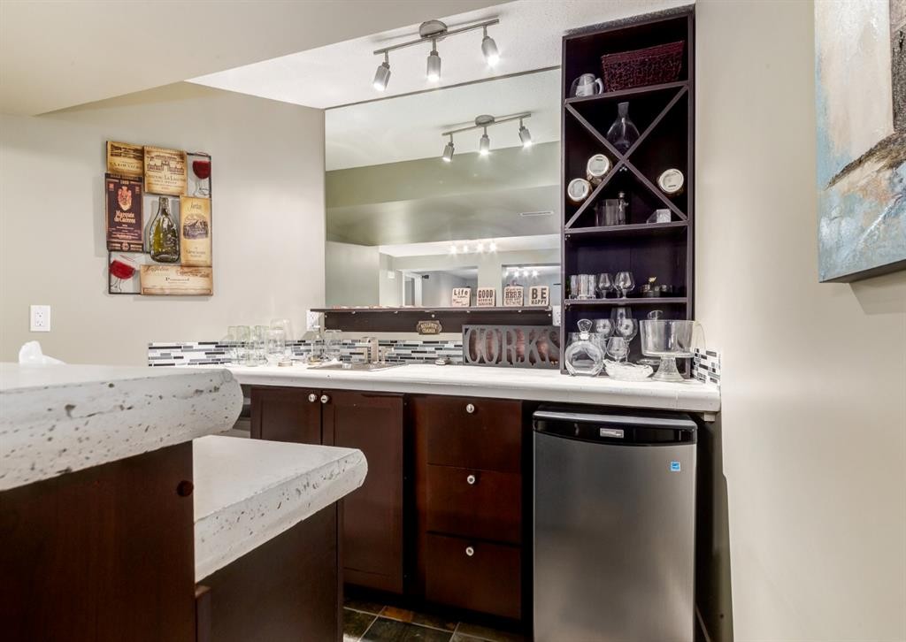 124 Copperfield Green Se, Calgary, AB - Indoor Photo Showing Other Room
