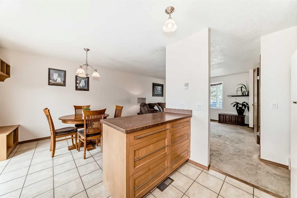 41 Alder Crescent Se, Airdrie, AB - Indoor