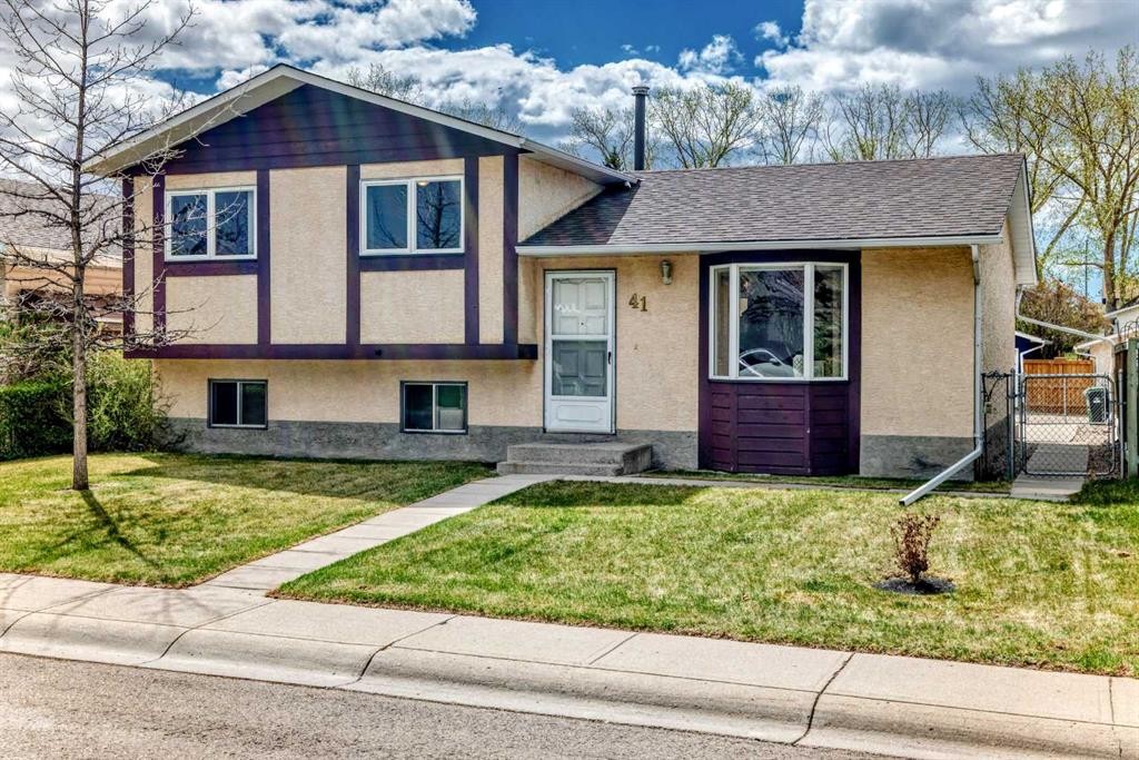 41 Alder Crescent Se, Airdrie, AB - Outdoor