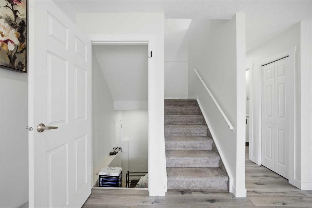 24 Martindale Drive Ne, Calgary, AB - Indoor Photo Showing Other Room