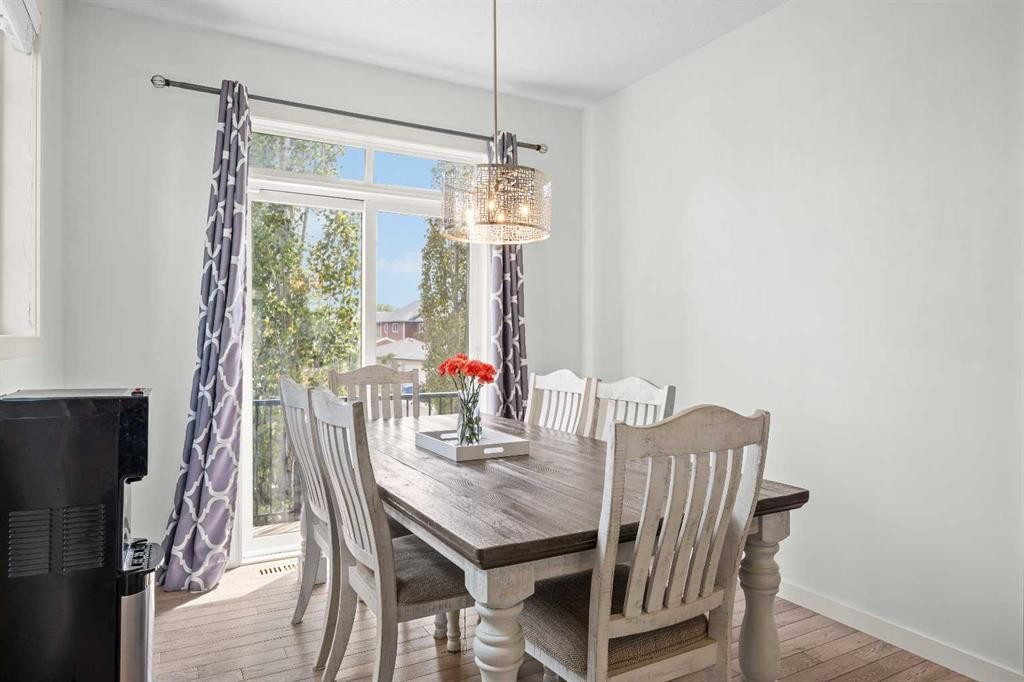 134 Walden Circle Se, Calgary, AB - Indoor Photo Showing Dining Room