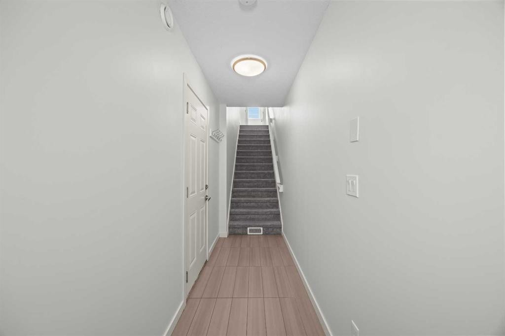 134 Walden Circle Se, Calgary, AB - Indoor Photo Showing Other Room