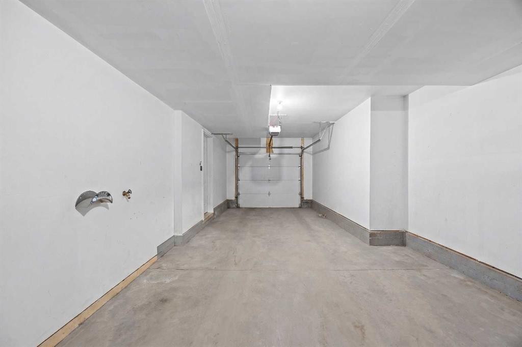 134 Walden Circle Se, Calgary, AB - Indoor Photo Showing Other Room