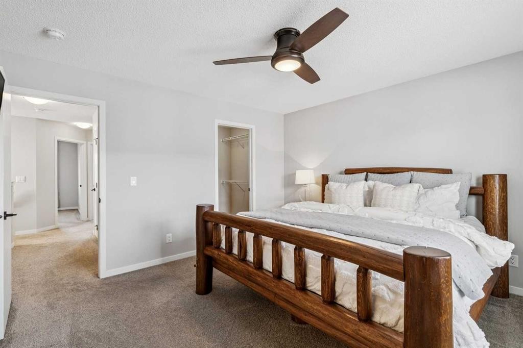 43 Willow Crescent, Okotoks, AB - Indoor Photo Showing Bedroom