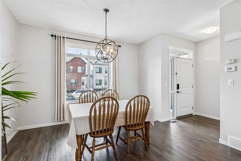 43 Willow Crescent, Okotoks, AB - Indoor Photo Showing Dining Room