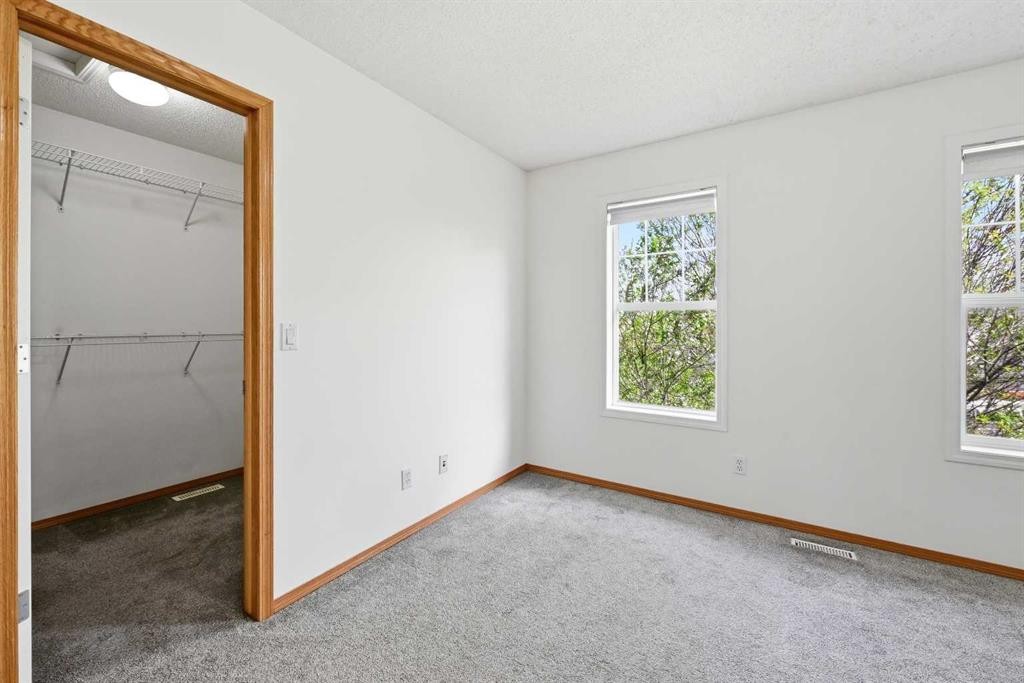 169 Cranberry Square Se, Calgary, AB - Indoor Photo Showing Other Room