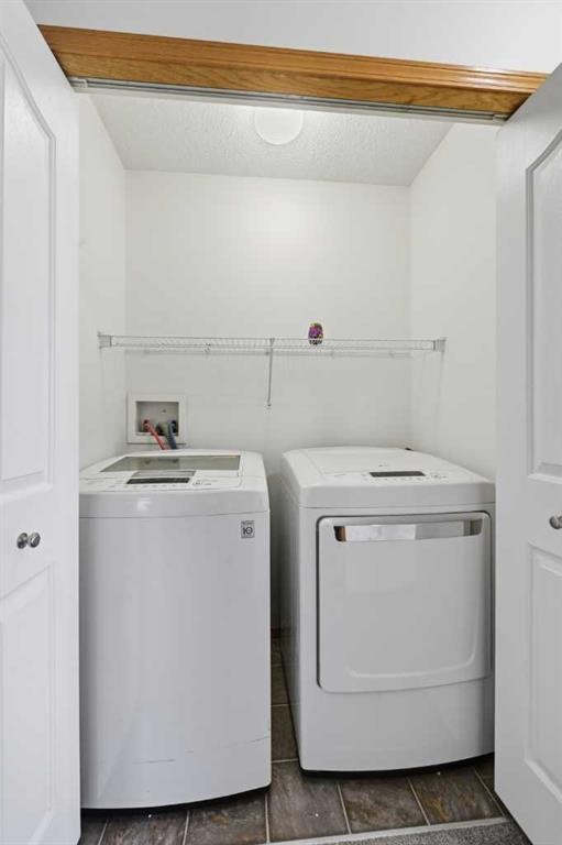 169 Cranberry Square Se, Calgary, AB - Indoor Photo Showing Laundry Room