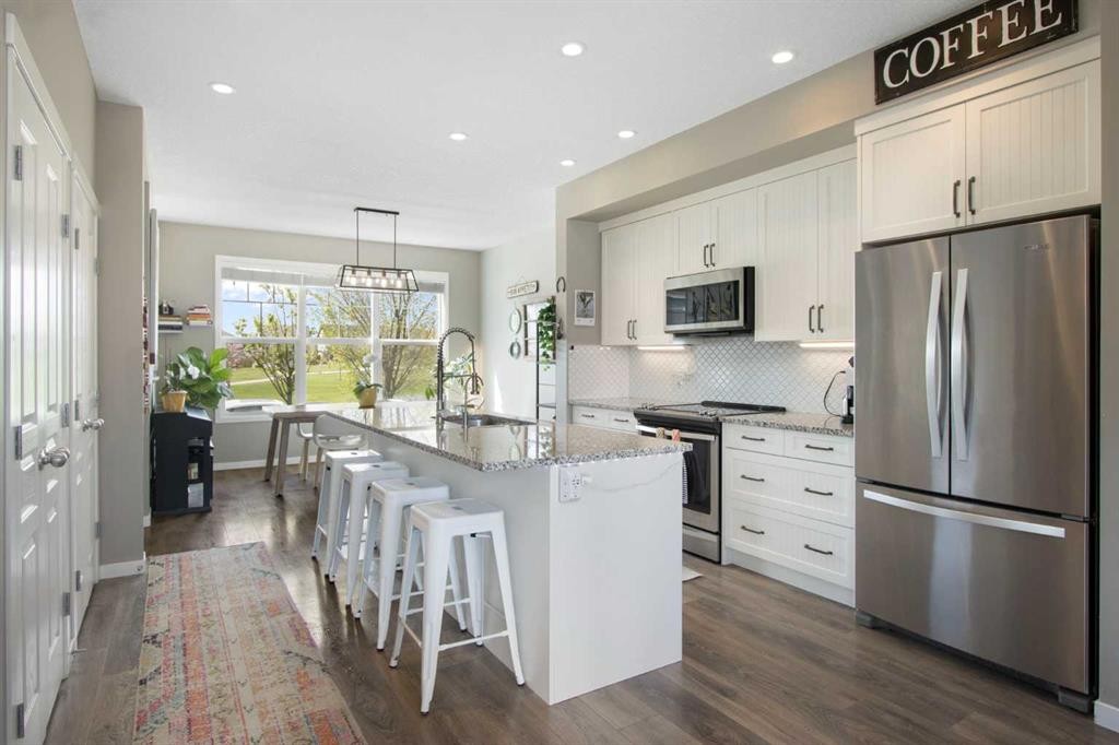 7 Masters Square Se, Calgary, AB - Indoor Photo Showing Kitchen With Stainless Steel Kitchen With Upgraded Kitchen