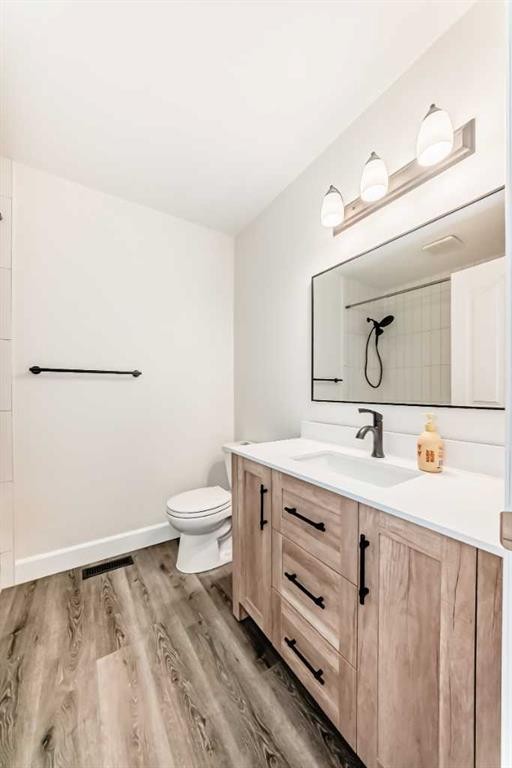 26 Green Meadow Drive, Strathmore, AB - Indoor Photo Showing Bathroom