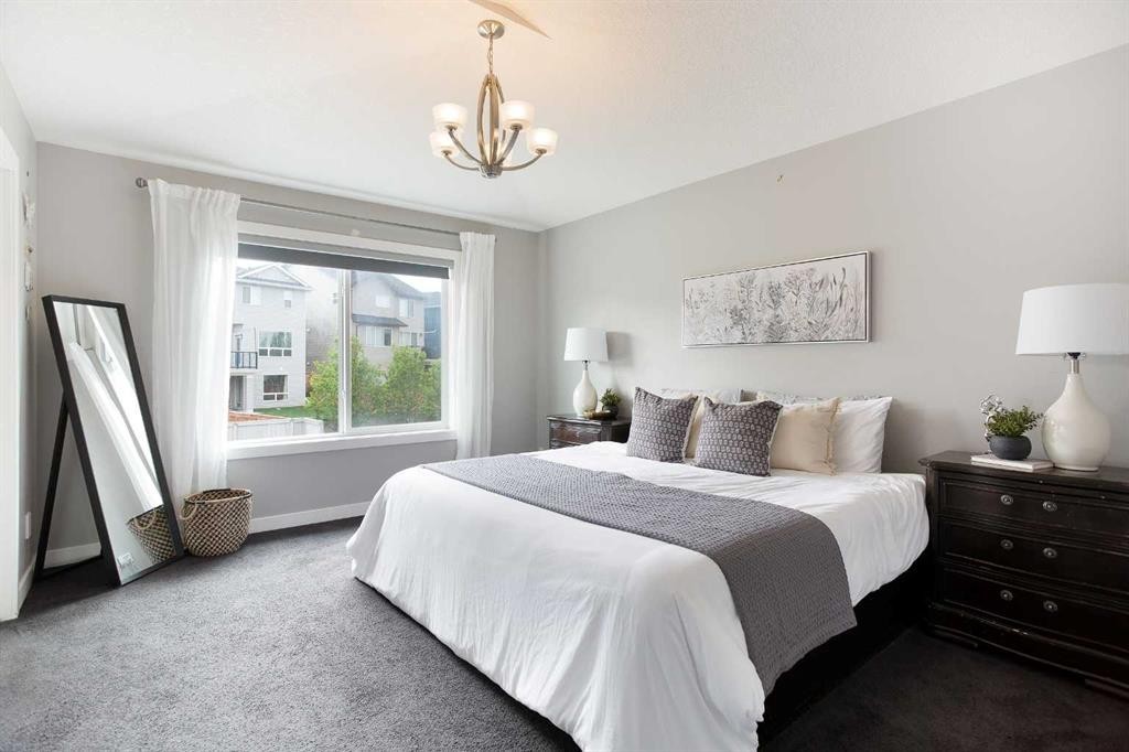 342 Hillcrest Circle Sw, Airdrie, AB