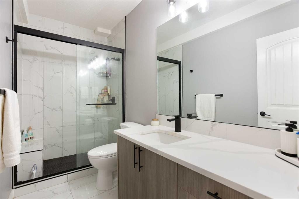 342 Hillcrest Circle Sw, Airdrie, AB